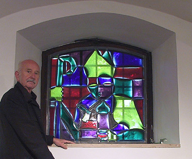 Baumgartner_Glasfenster des Bistumspatrons